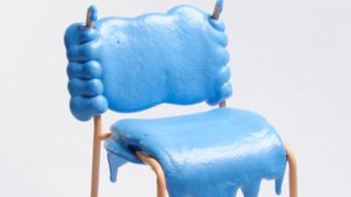 夏季最應景的傢俱設計---融化的泡棉椅 - 就是設計